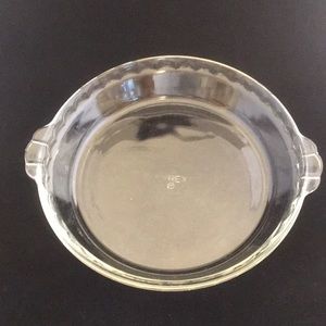 Pyrex pie plate